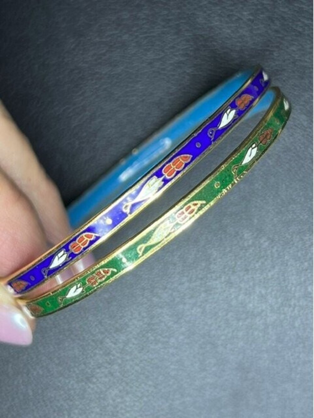 B7344 Cloisonné Enamel Bangle Bracelets Set Floral Gold Tone Blue Green 7.75"